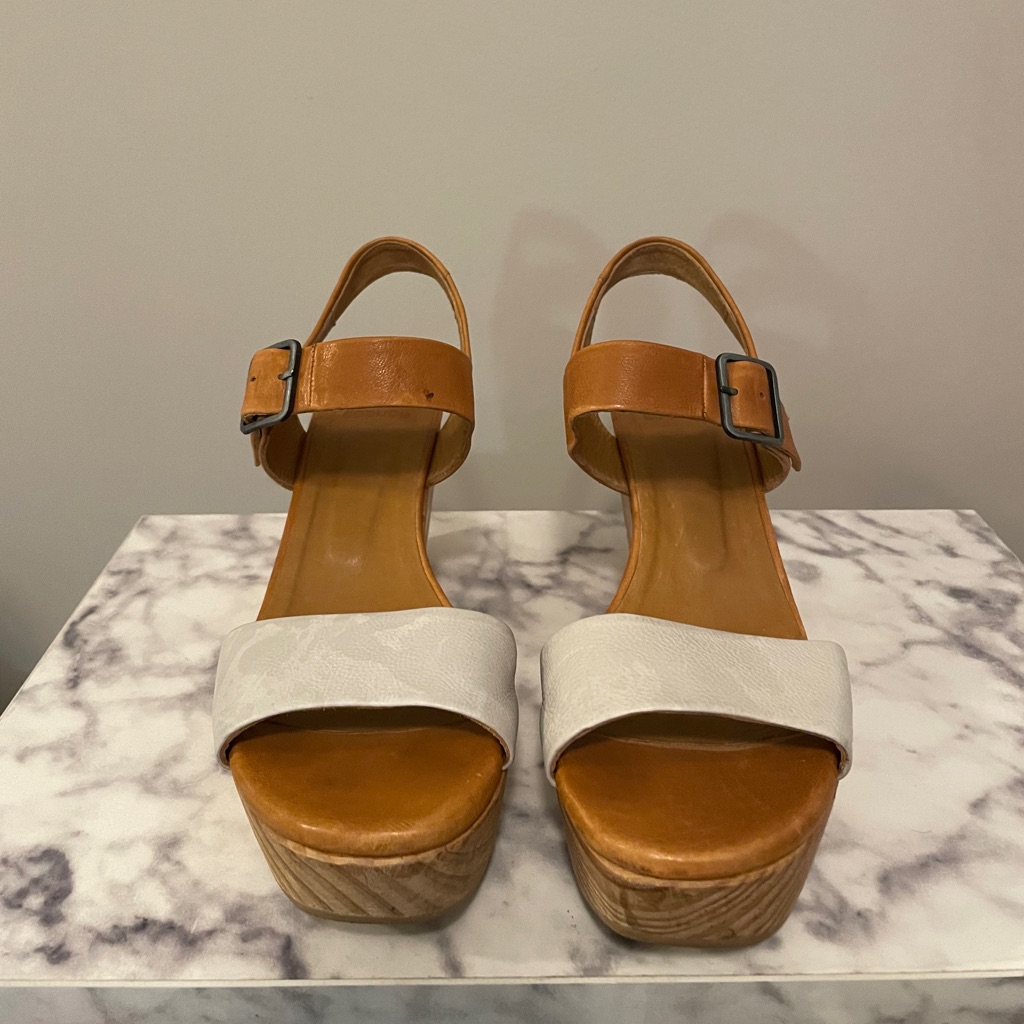 Coclico Platform Sandals
